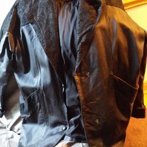 Wilson Real leather women's black coat lg.